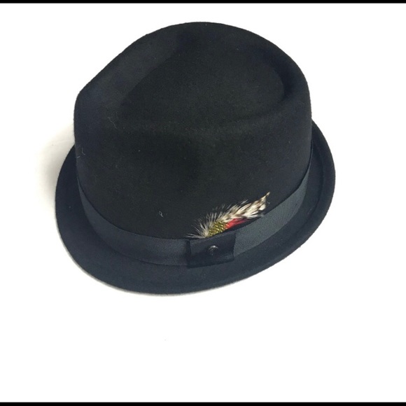 Other - Jaxon Brim w/ Feather